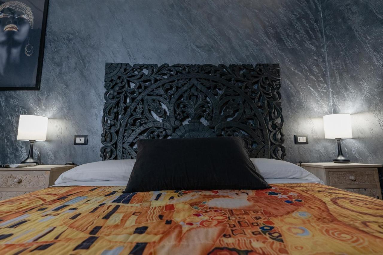 Le Boutique Luxury Rooms Diffused In Historic Center Fiumicino Kültér fotó