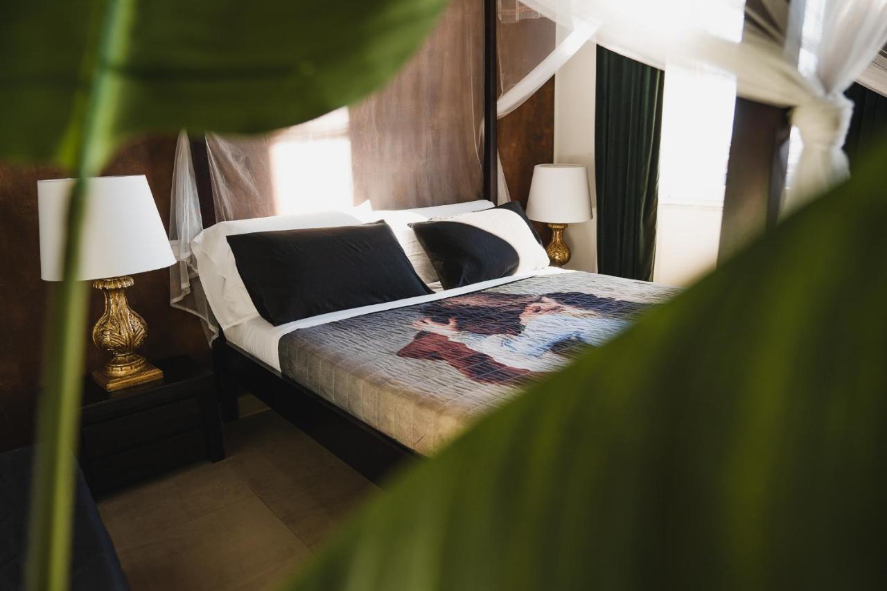 Le Boutique Luxury Rooms Diffused In Historic Center Fiumicino Kültér fotó