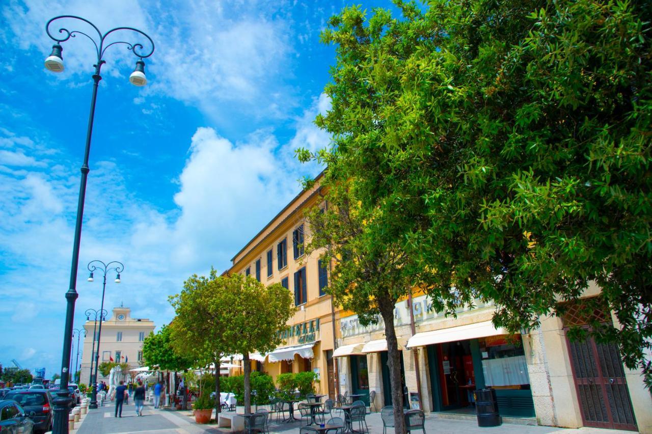 Le Boutique Luxury Rooms Diffused In Historic Center Fiumicino Kültér fotó